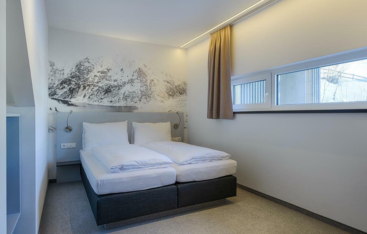 Riverside Residence 弗拉绍 外观 照片